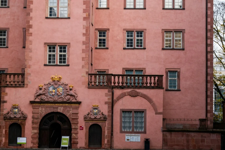 Historisches Gebäude in der Darmstädter Innenstadt